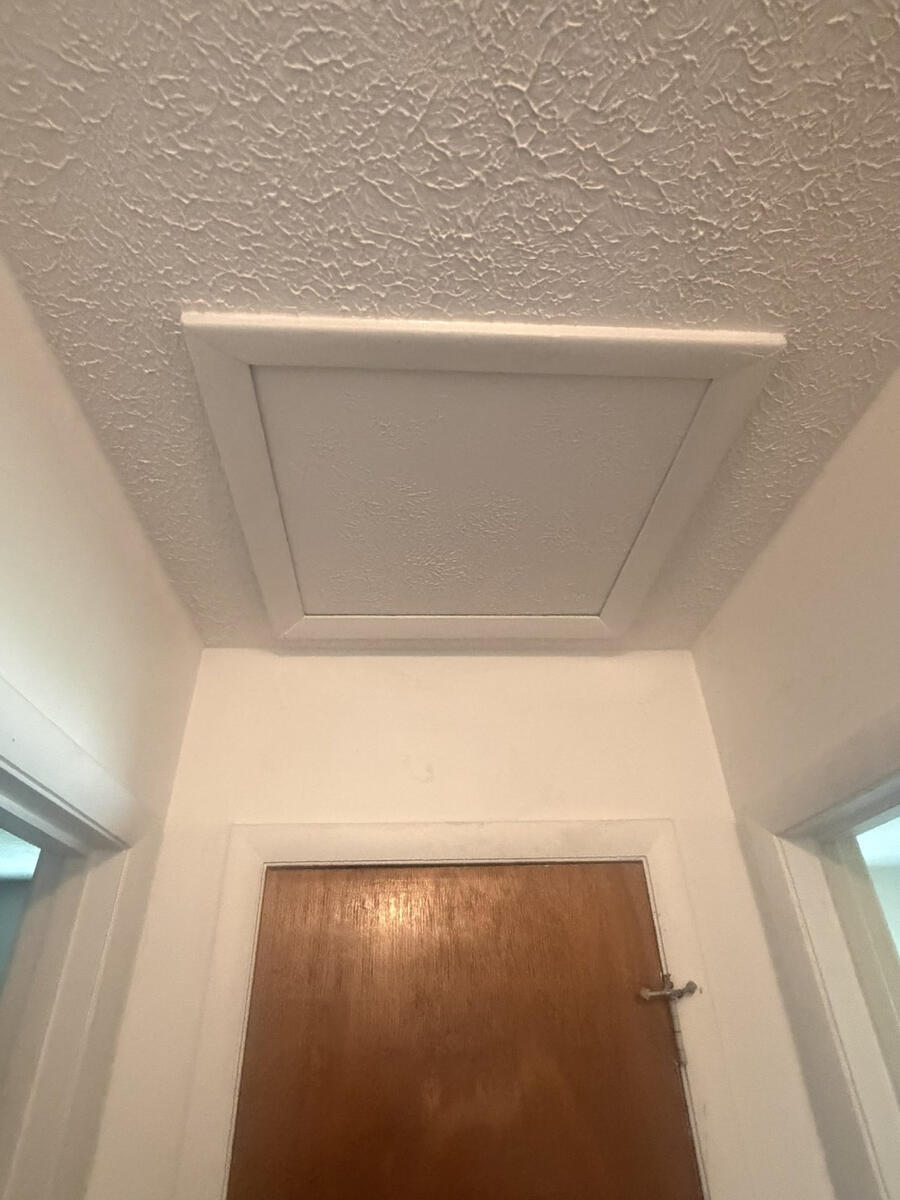 rs:p04_attic_hatch_after